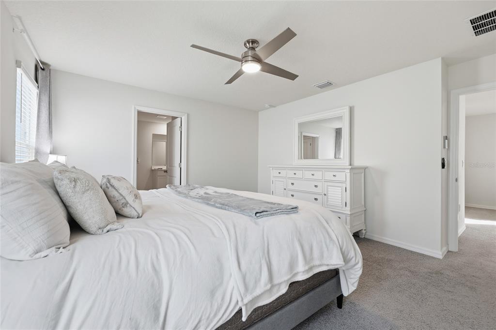 24706 Northwest 11th Place Newberry, FL 32669 - Photo 14 of 37