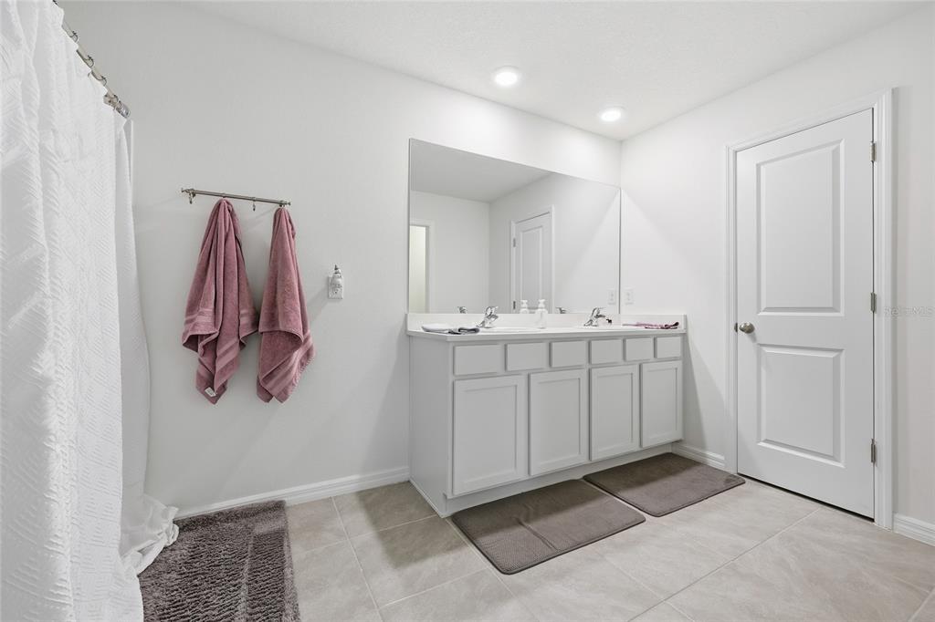 24706 Northwest 11th Place Newberry, FL 32669 - Photo 16 of 37