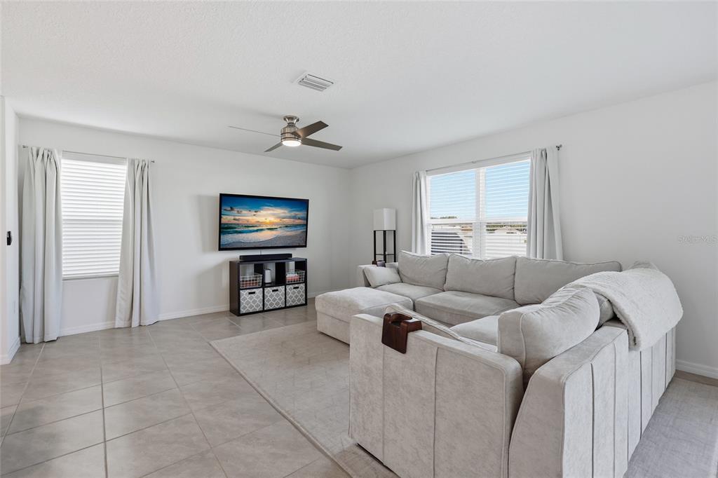 24706 Northwest 11th Place Newberry, FL 32669 - Photo 5 of 37