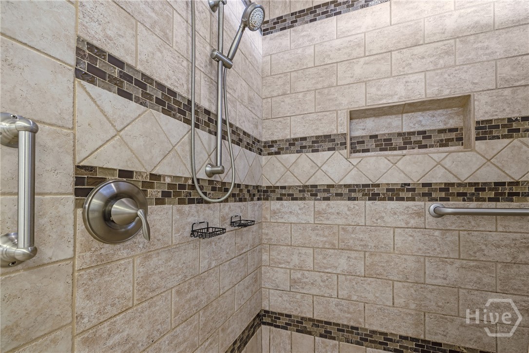 168 Tahoe Drive Pooler, GA 31322 - Photo 39 of 64 Primary Bathroom