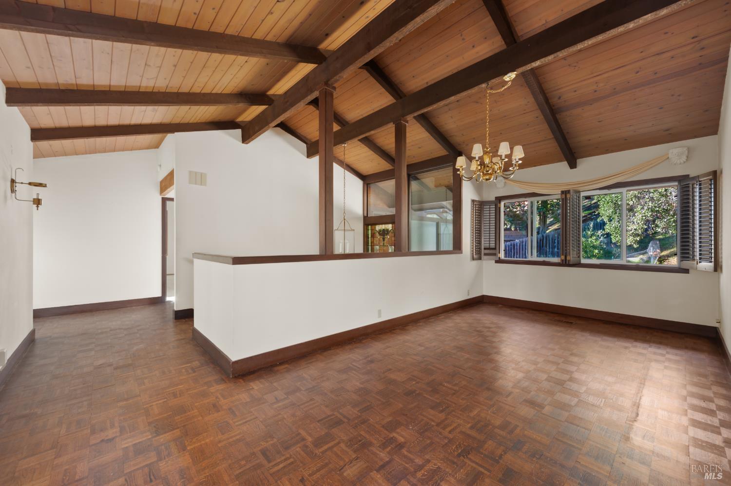 69 Dunfries Terrace San Rafael, CA 94901 - Photo 13 of 43 Dining room