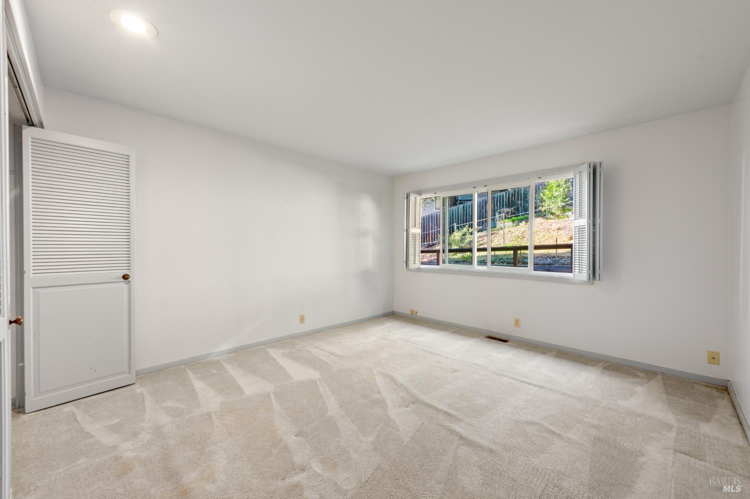 69 Dunfries Terrace San Rafael, CA 94901 - Photo 20 of 43