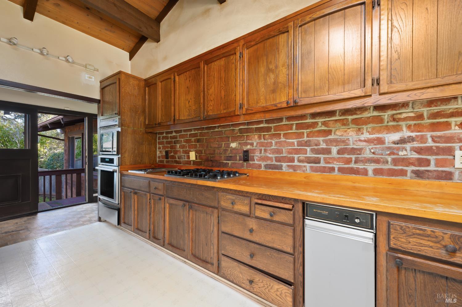 69 Dunfries Terrace San Rafael, CA 94901 - Photo 24 of 43