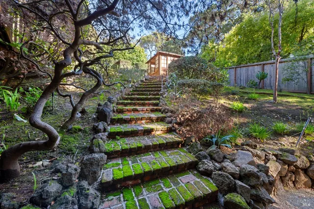 $1,588,000 | 69 Dunfries Terrace, San Rafael, CA 94901