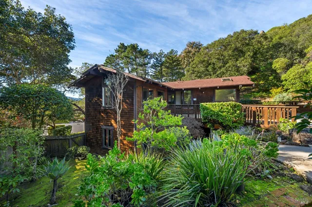 $1,588,000 | 69 Dunfries Terrace, San Rafael, CA 94901