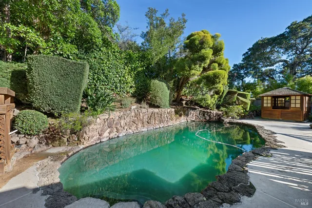 $1,588,000 | 69 Dunfries Terrace, San Rafael, CA 94901