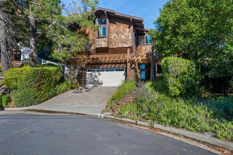 $1,588,000 | 69 Dunfries Terrace, San Rafael, CA 94901