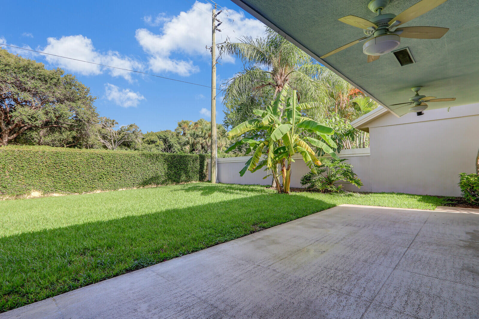 134 Ocean Pines Terrace Jupiter, FL 33477 - Photo 35 of 38 Backyard