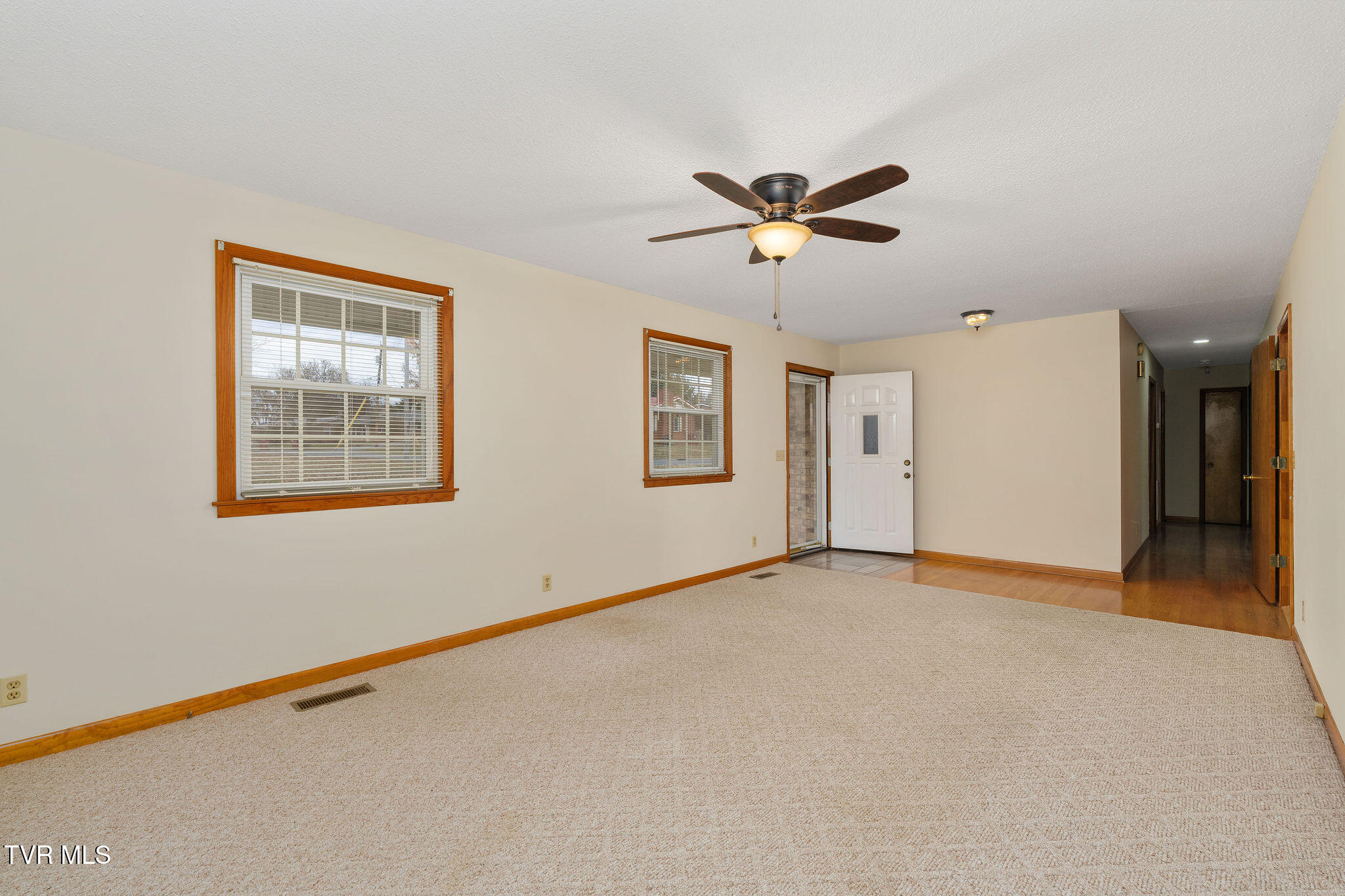 212 Mayflower Road Johnson City, TN 37601 - Photo 21 of 42 DSC00634