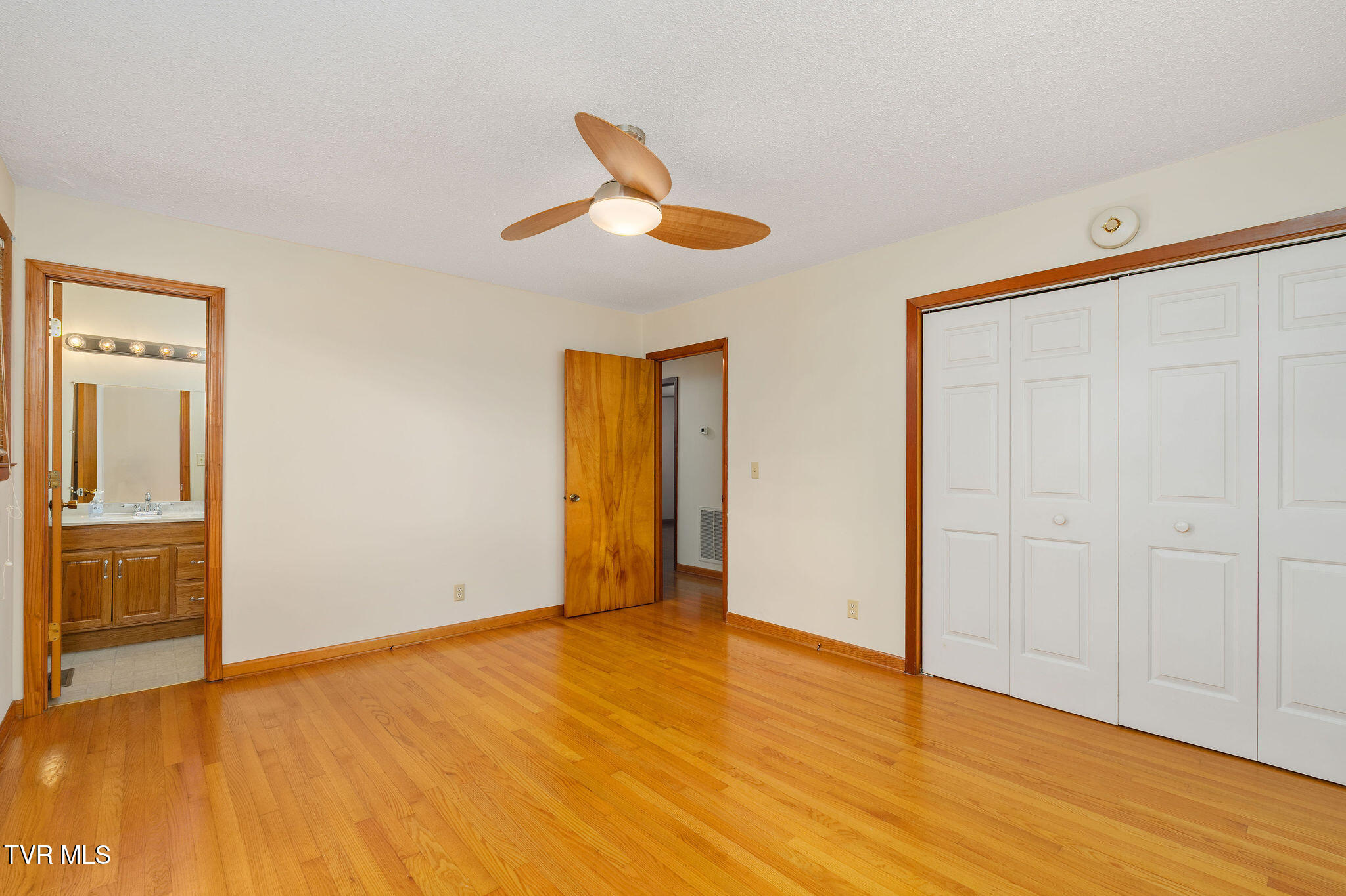 212 Mayflower Road Johnson City, TN 37601 - Photo 29 of 42 DSC00685