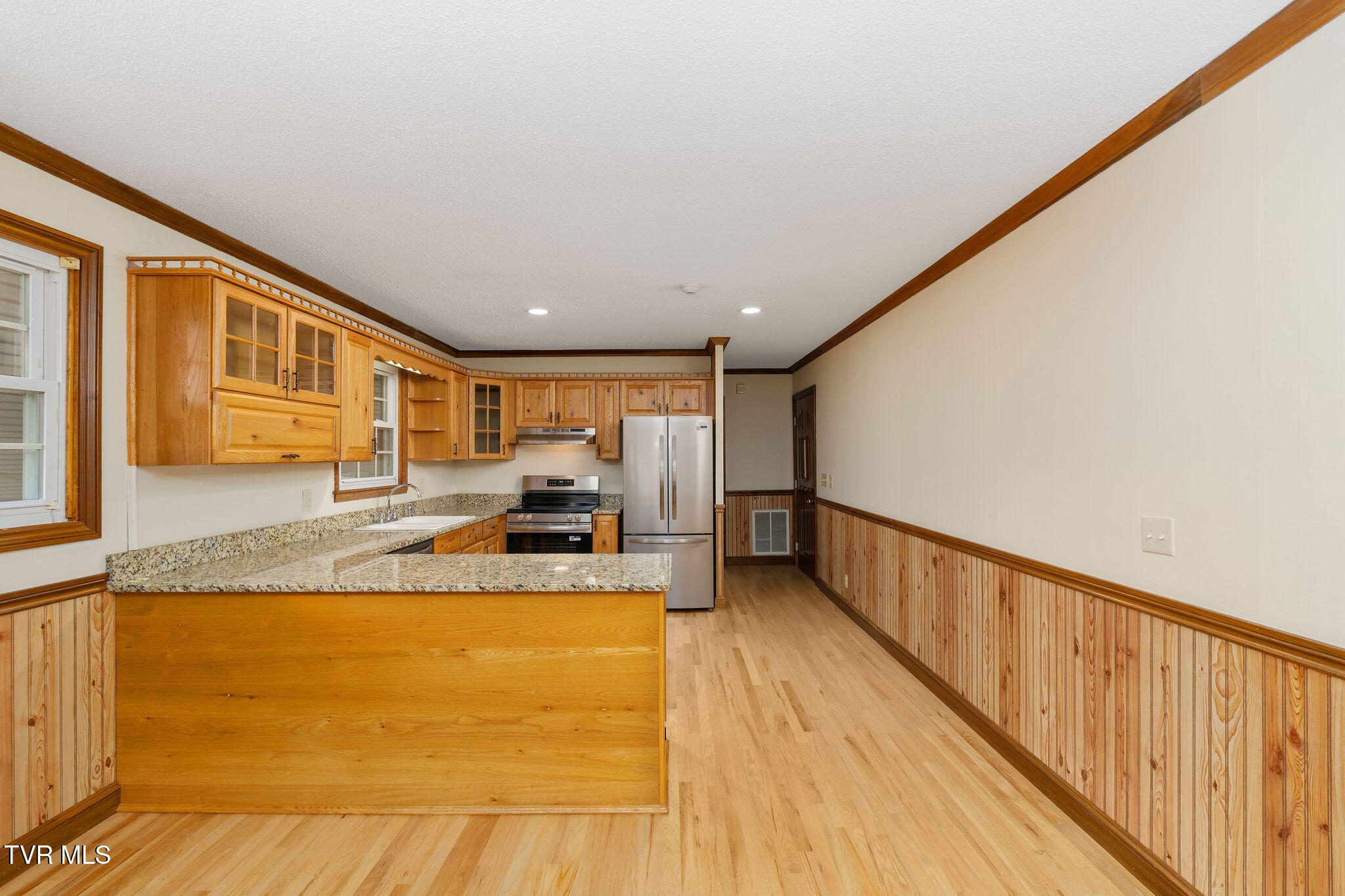 212 Mayflower Road Johnson City, TN 37601 - Photo 7 of 42 DSC00541