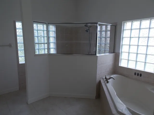 $3,300 | 323 Northwest Sheffield Circle, Port St. Lucie, FL 34983