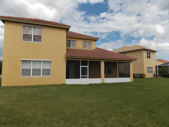 $3,300 | 323 Northwest Sheffield Circle, Port St. Lucie, FL 34983