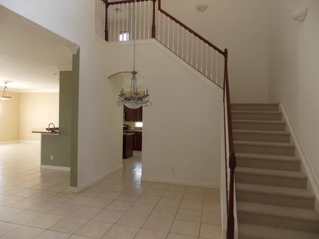 $3,300 | 323 Northwest Sheffield Circle, Port St. Lucie, FL 34983