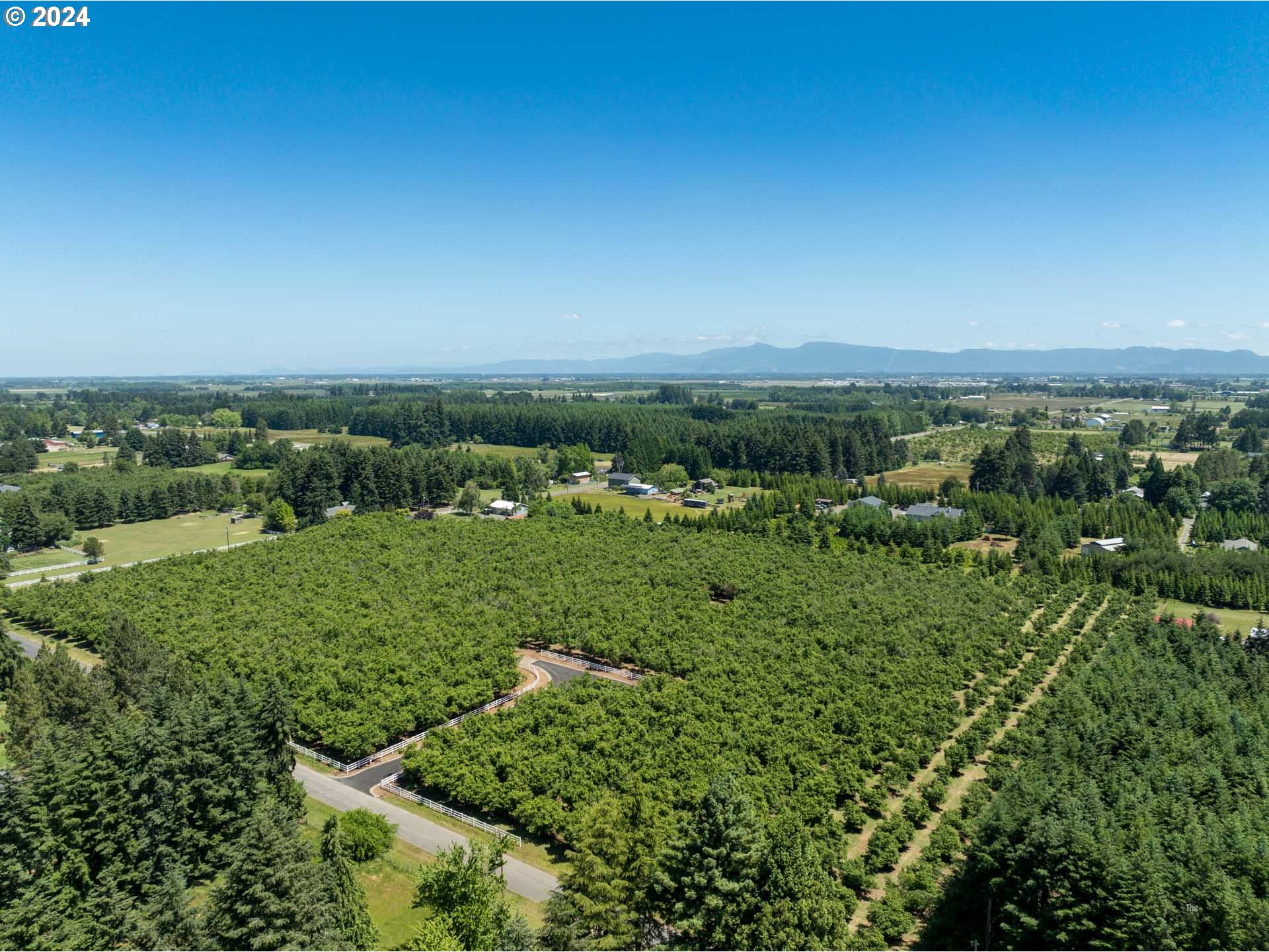 Shore Lane, Unit 1 Eugene, OR 97402 - Photo 12 of 16 a view of a green field