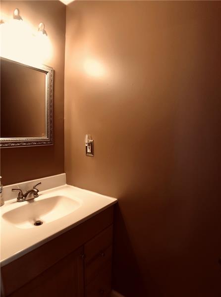 441 Whitestown Road Butler, PA 16001 - Photo 22 of 25 Lower level powder room