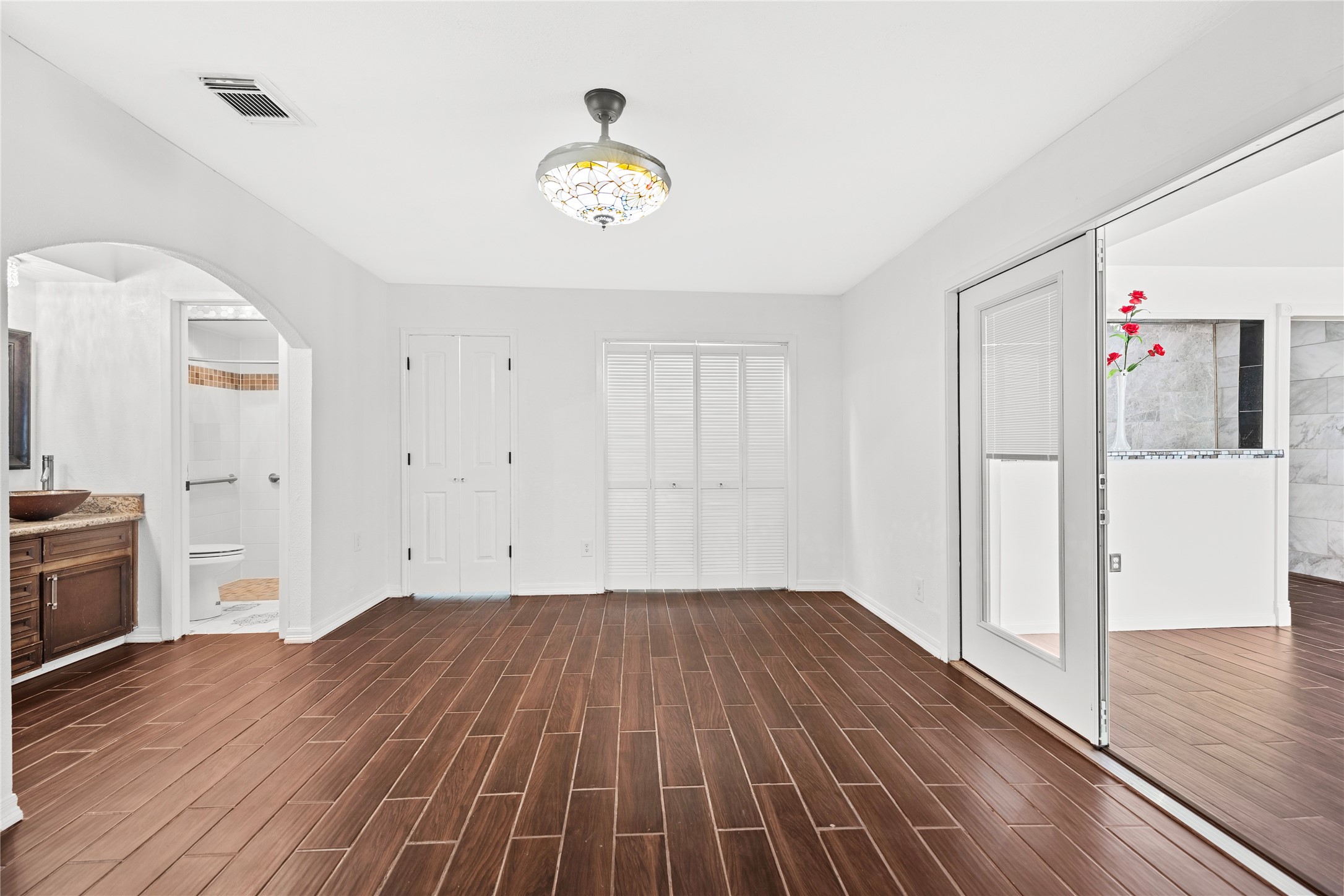 13902 Ambrose Street Houston, TX 77045 - Photo 25 of 50