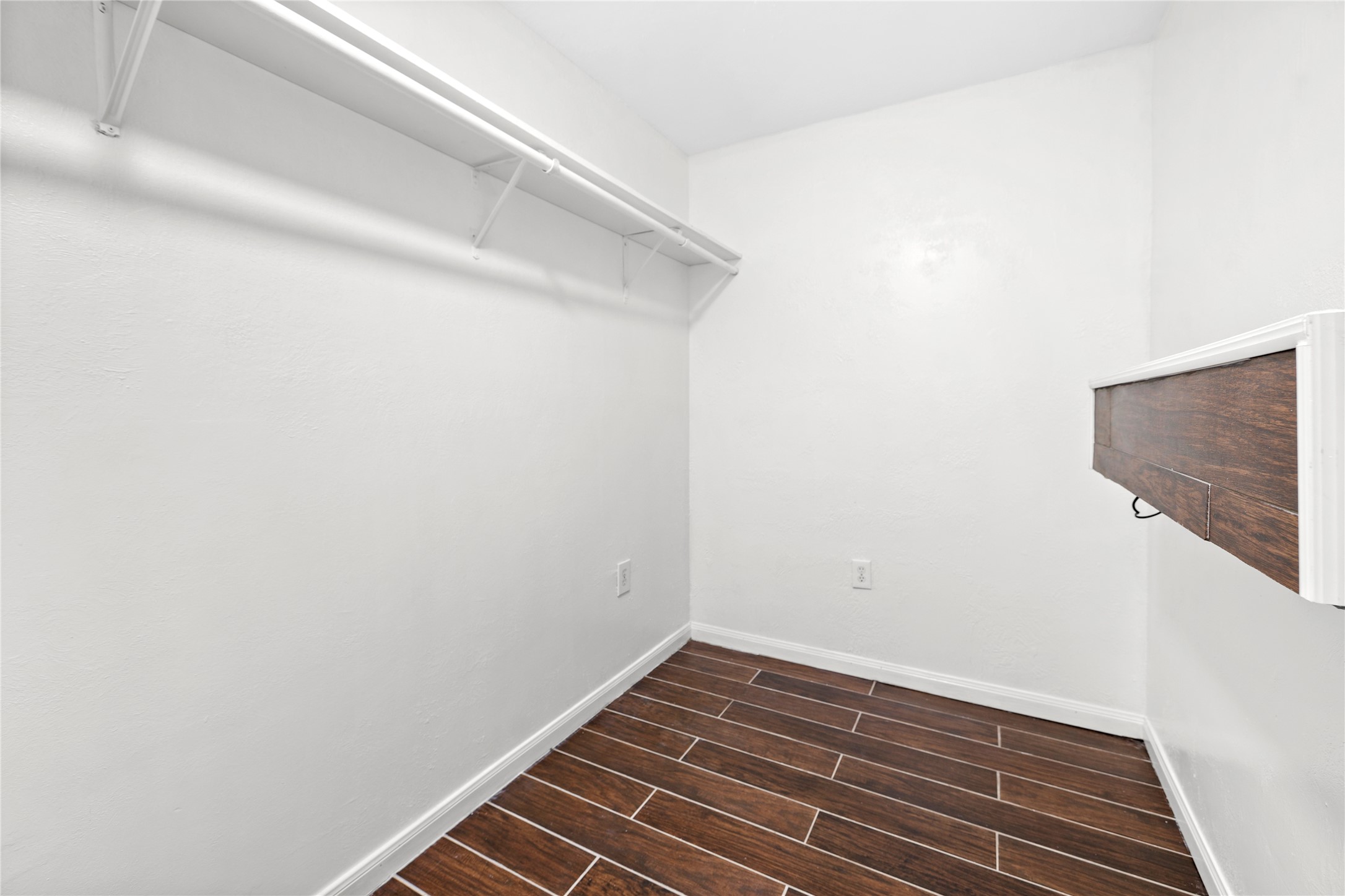 13902 Ambrose Street Houston, TX 77045 - Photo 33 of 50