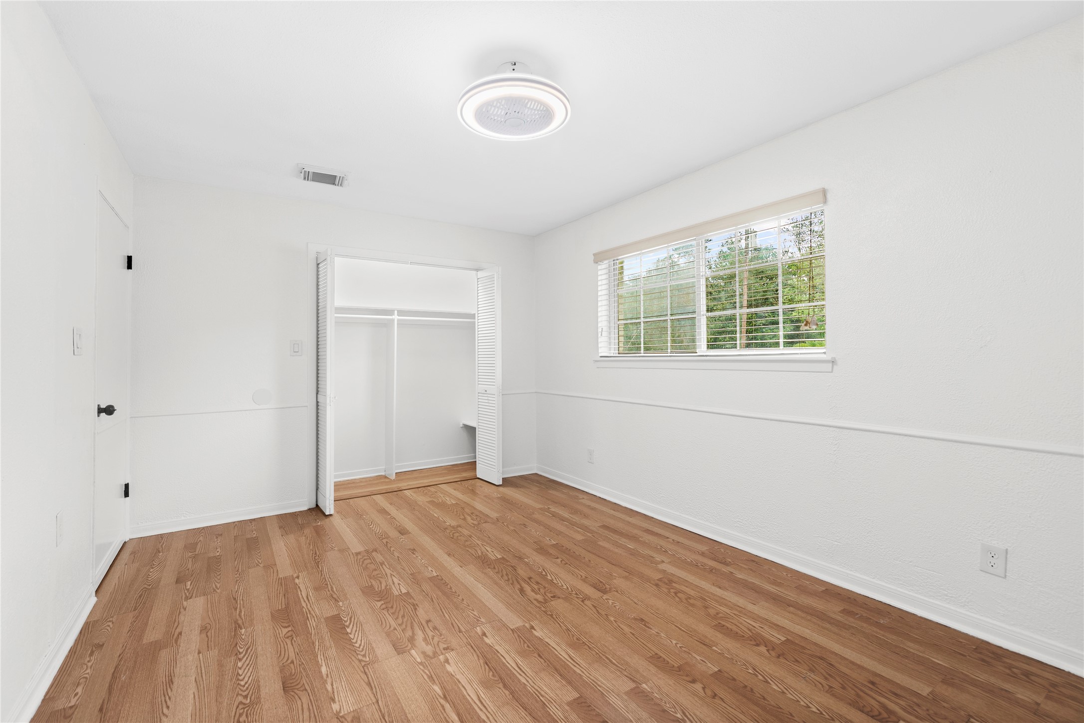 13902 Ambrose Street Houston, TX 77045 - Photo 37 of 50