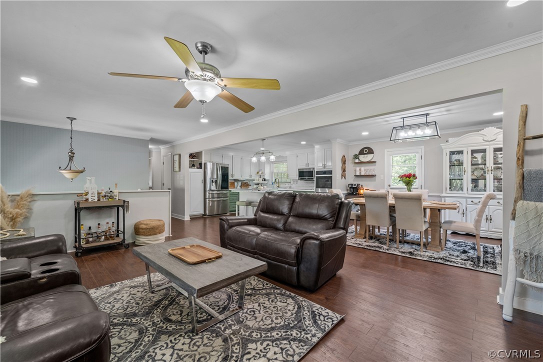 4260 Gayle Road Chester, VA 23831 - Photo 5 of 46