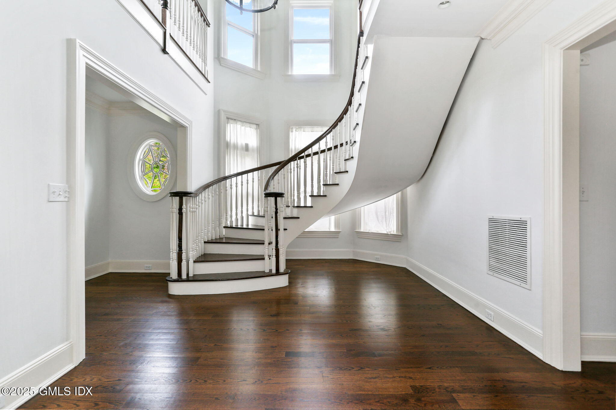 11 Harding Road Old Greenwich, CT 06870 - Photo 7 of 31 a view of entryway with wooden floor