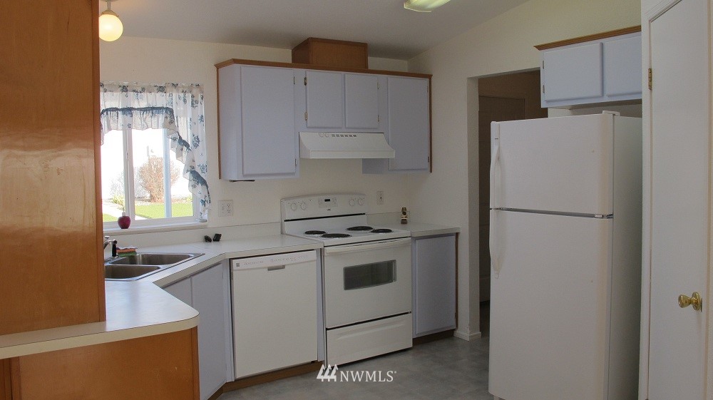 16064 Se Road Moses Lake, WA 98837 - Photo 8 of 15