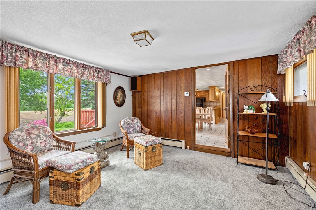 25 Council Rock Road Cranston, RI 02921 - Photo 13 of 34