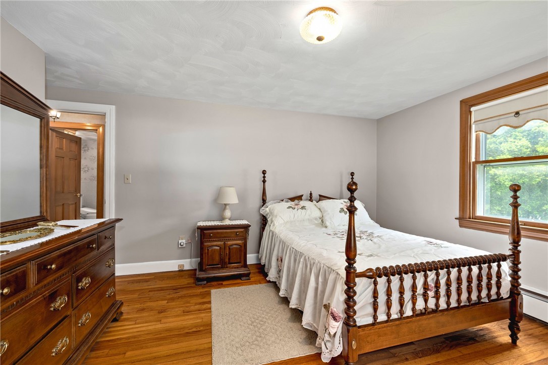 25 Council Rock Road Cranston, RI 02921 - Photo 17 of 34