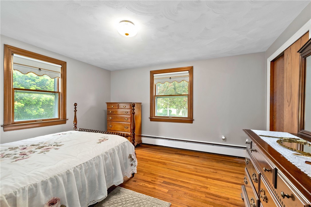 25 Council Rock Road Cranston, RI 02921 - Photo 18 of 34