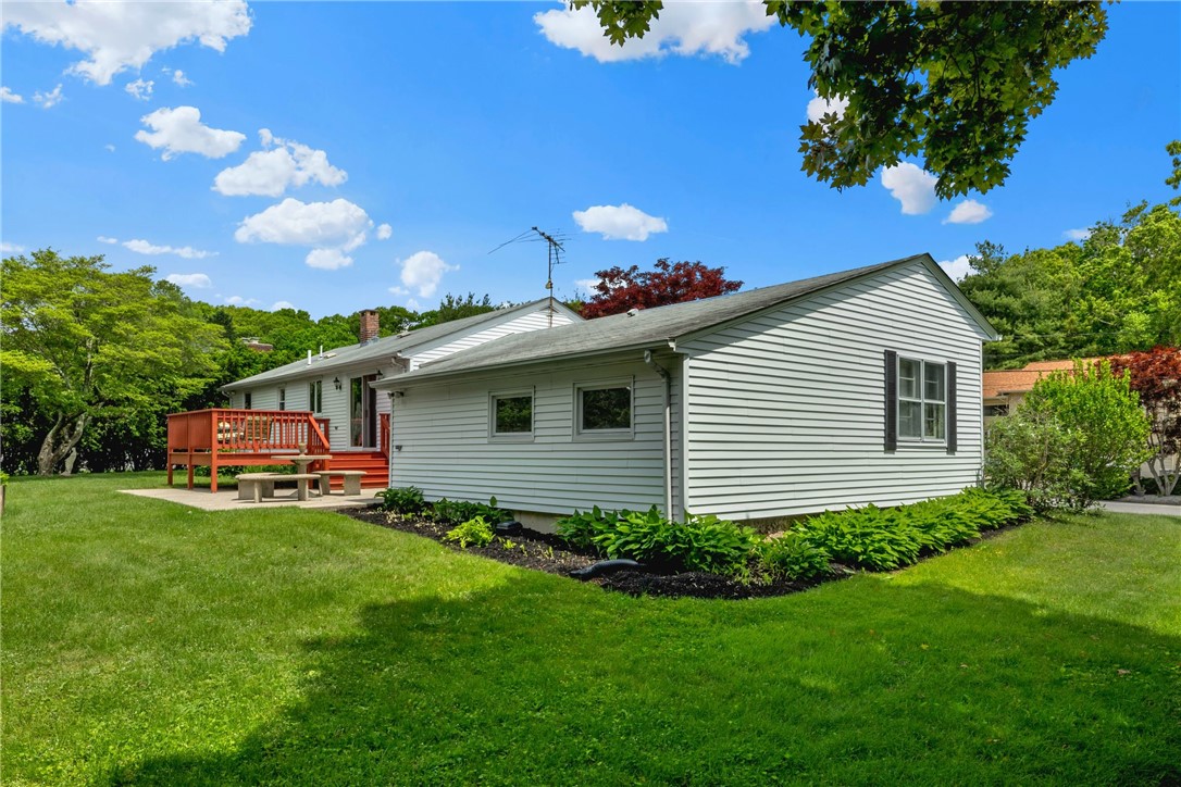 25 Council Rock Road Cranston, RI 02921 - Photo 29 of 34