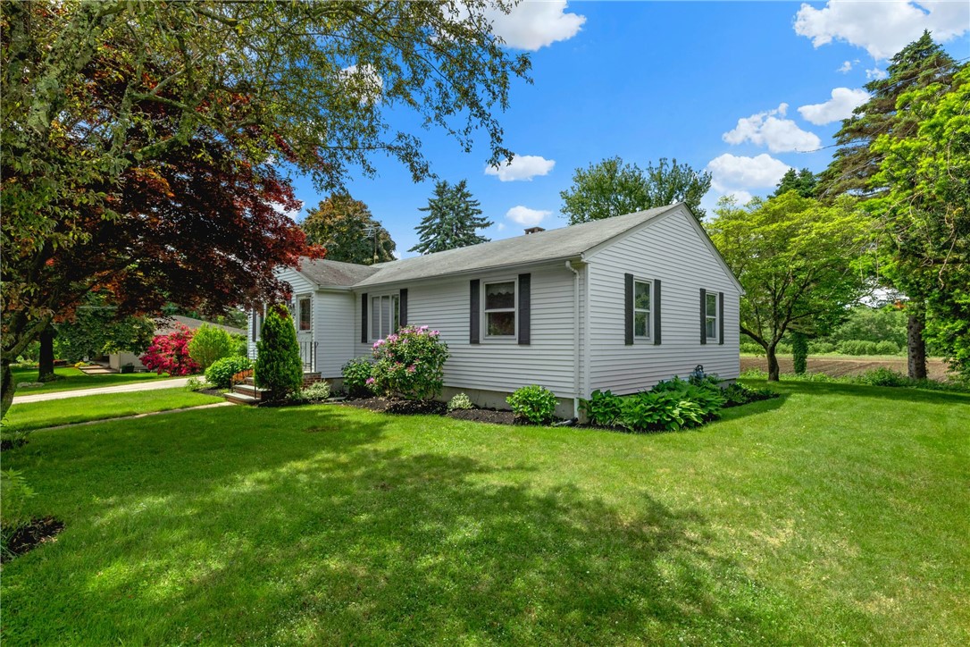 25 Council Rock Road Cranston, RI 02921 - Photo 30 of 34