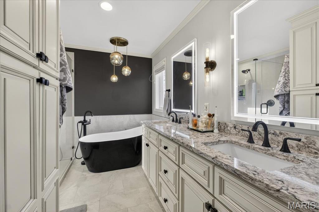 260 Pennington Lane Clarkson Valley, MO 63005 - Photo 18 of 44