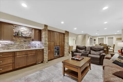 $1,349,000 | 260 Pennington Lane, Clarkson Valley, MO 63005