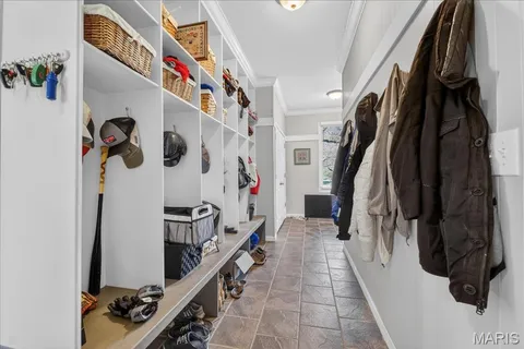 $1,349,000 | 260 Pennington Lane, Clarkson Valley, MO 63005