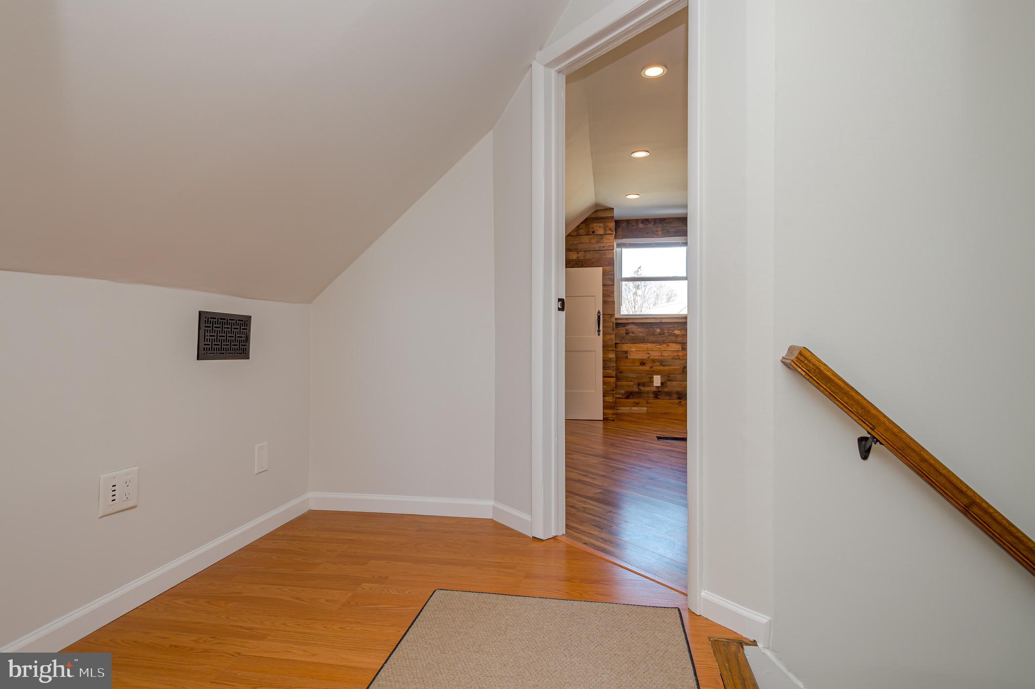 22 Gerard Road Hamilton, NJ 08620 - Photo 15 of 21 Gallery Image 15