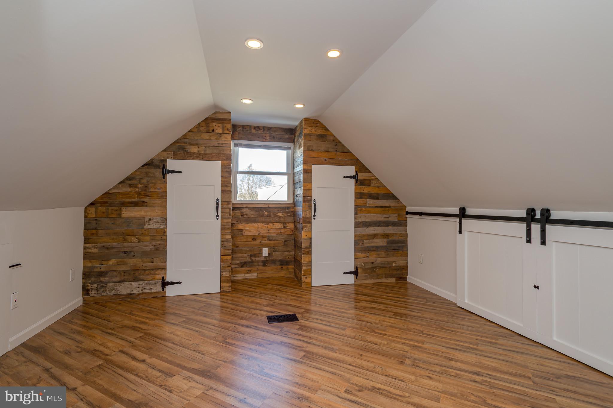 22 Gerard Road Hamilton, NJ 08620 - Photo 16 of 21 Gallery Image 16