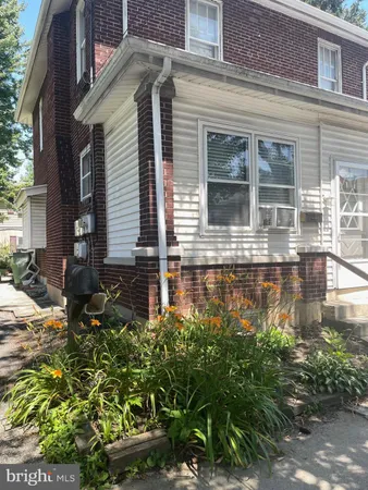 $1,095 | 425 7th Street, New Cumberland, PA 17070