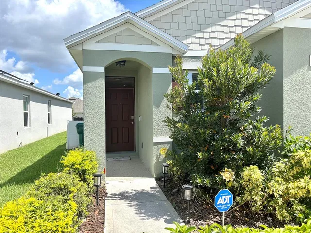 $325,000 | 622 Autumn Breeze Street, DeLand, FL 32724