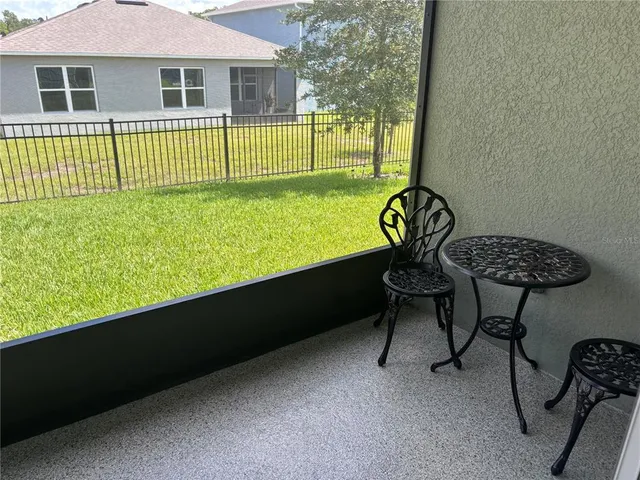 $325,000 | 622 Autumn Breeze Street, DeLand, FL 32724