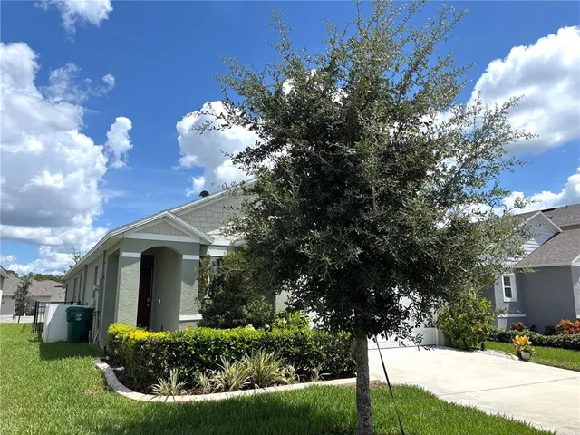 $325,000 | 622 Autumn Breeze Street, DeLand, FL 32724