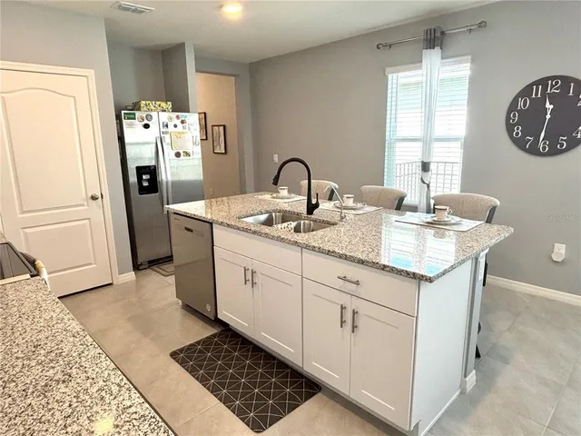 $325,000 | 622 Autumn Breeze Street, DeLand, FL 32724