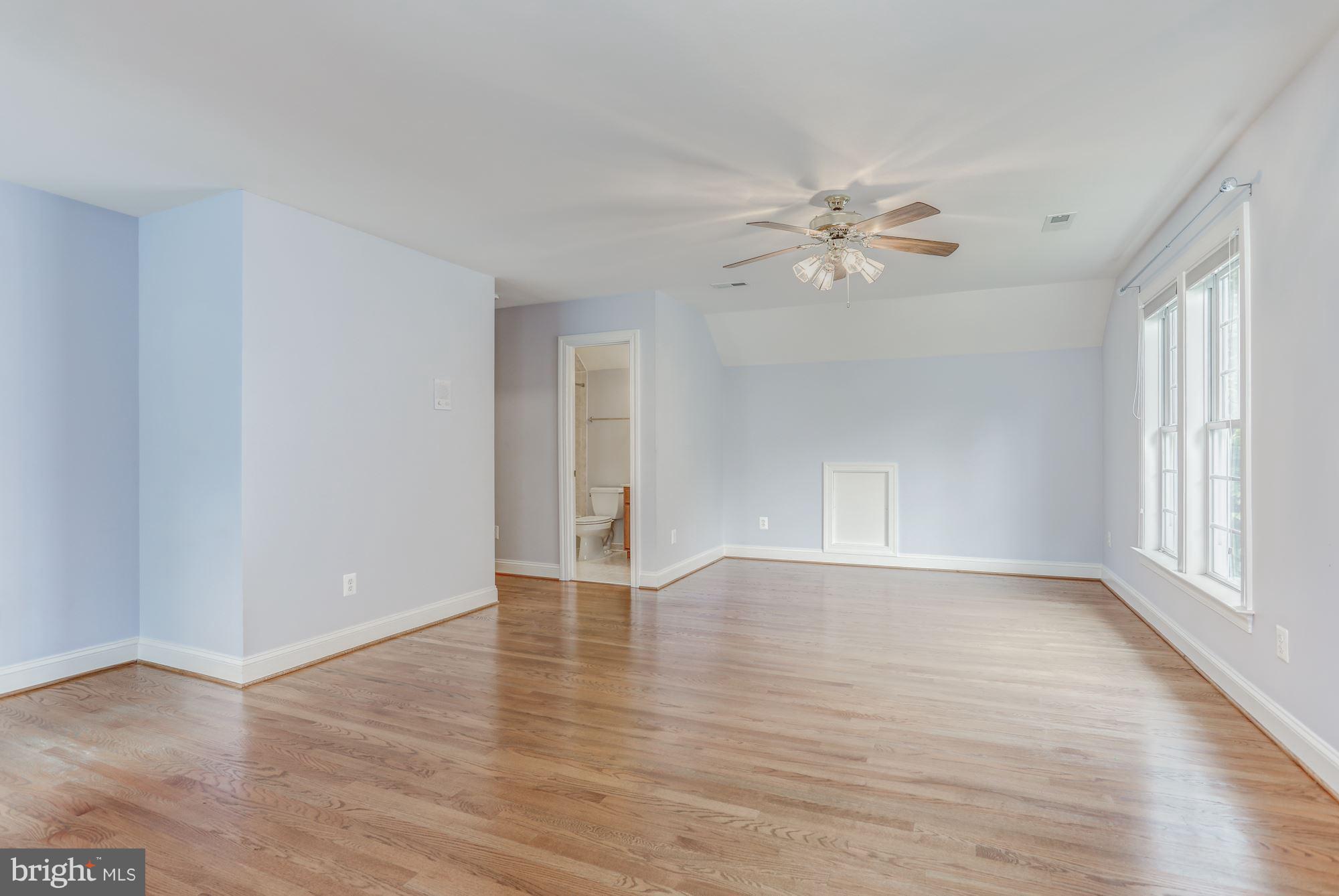 7882 Pembridge Road Manassas, VA 20112 - Photo 18 of 30 BR2 w Ensuite Bath / Au Pair or Guest Room