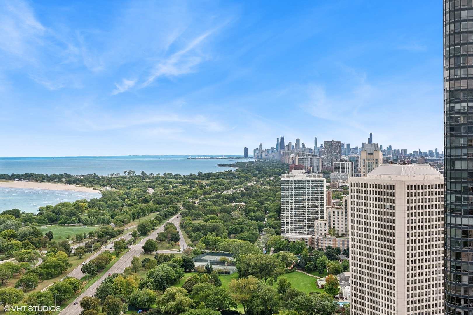 5455 North Sheridan Road, Unit 2401 Chicago, IL 60640 - Photo 18 of 30 Gallery Image 18