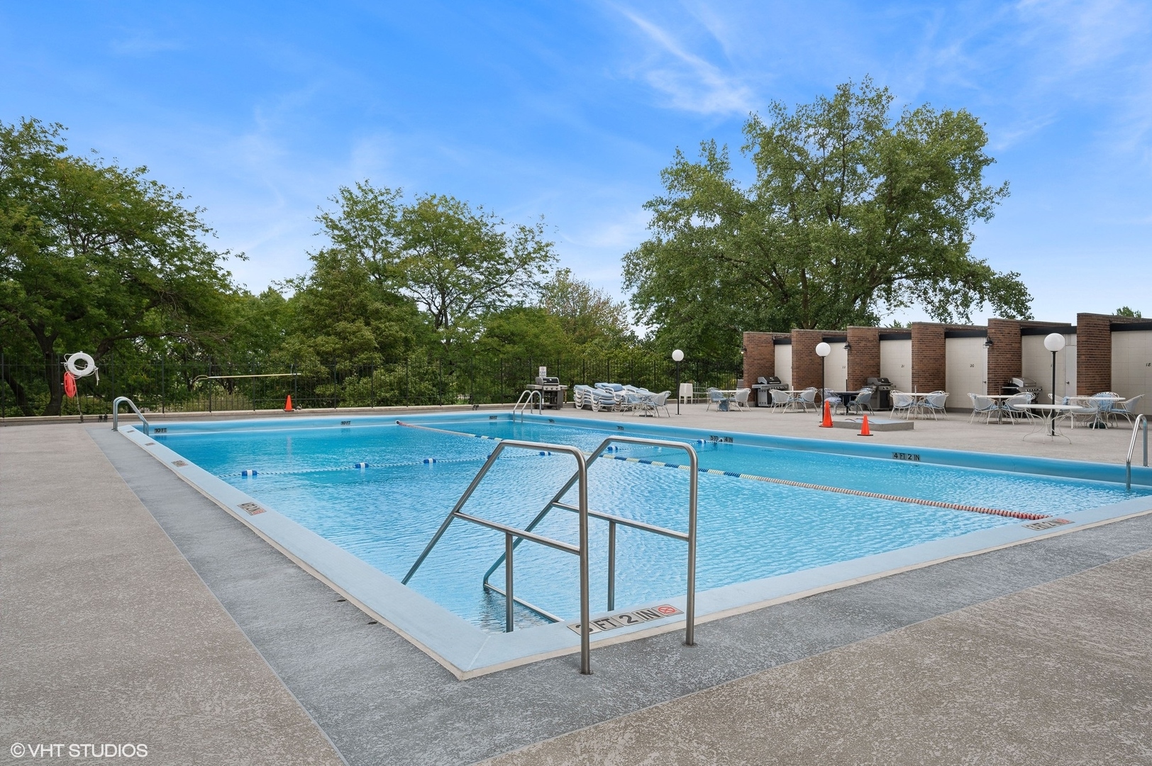 5455 North Sheridan Road, Unit 2401 Chicago, IL 60640 - Photo 19 of 30 Gallery Image 19