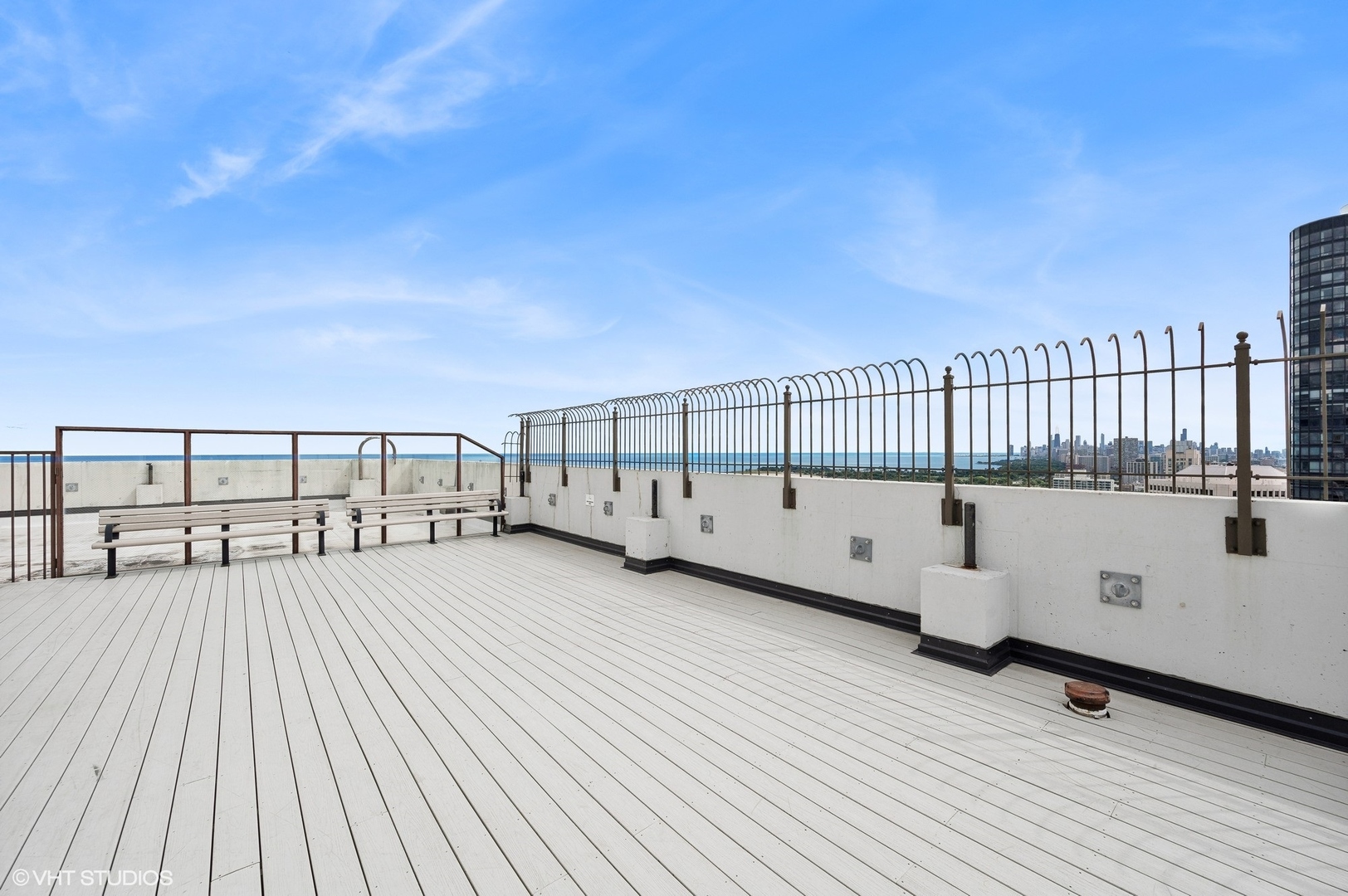 5455 North Sheridan Road, Unit 2401 Chicago, IL 60640 - Photo 21 of 30 Gallery Image 21
