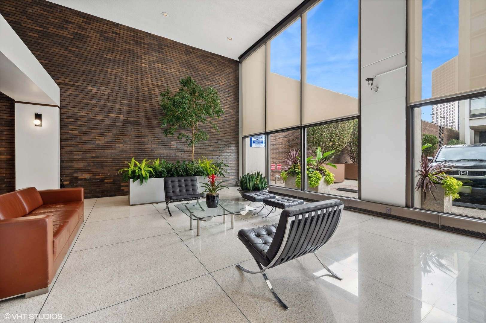 5455 North Sheridan Road, Unit 2401 Chicago, IL 60640 - Photo 26 of 30 Gallery Image 26