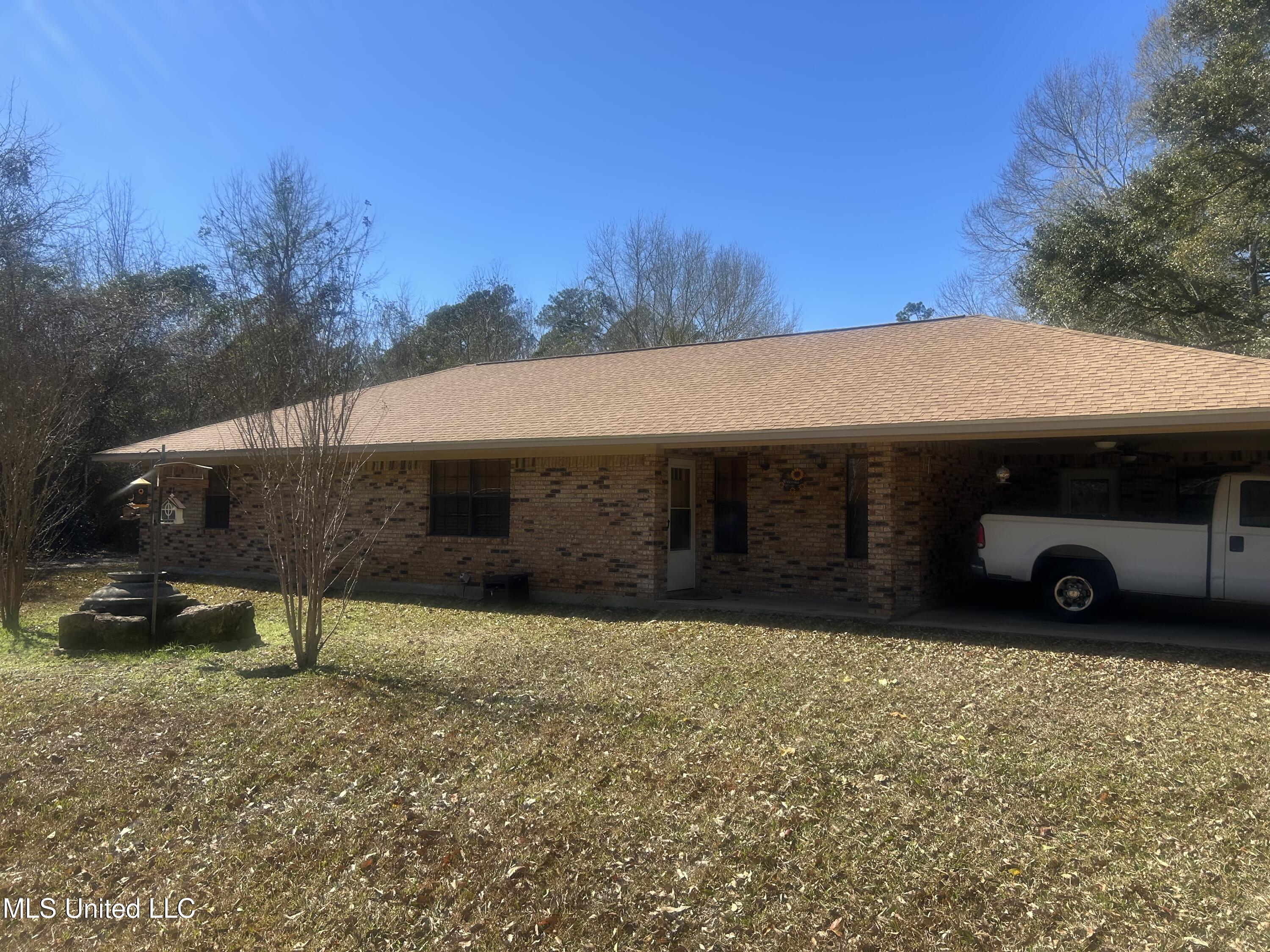 15403 Lorraine Road Biloxi, MS 39532 - Photo 2 of 2 IMG_5213