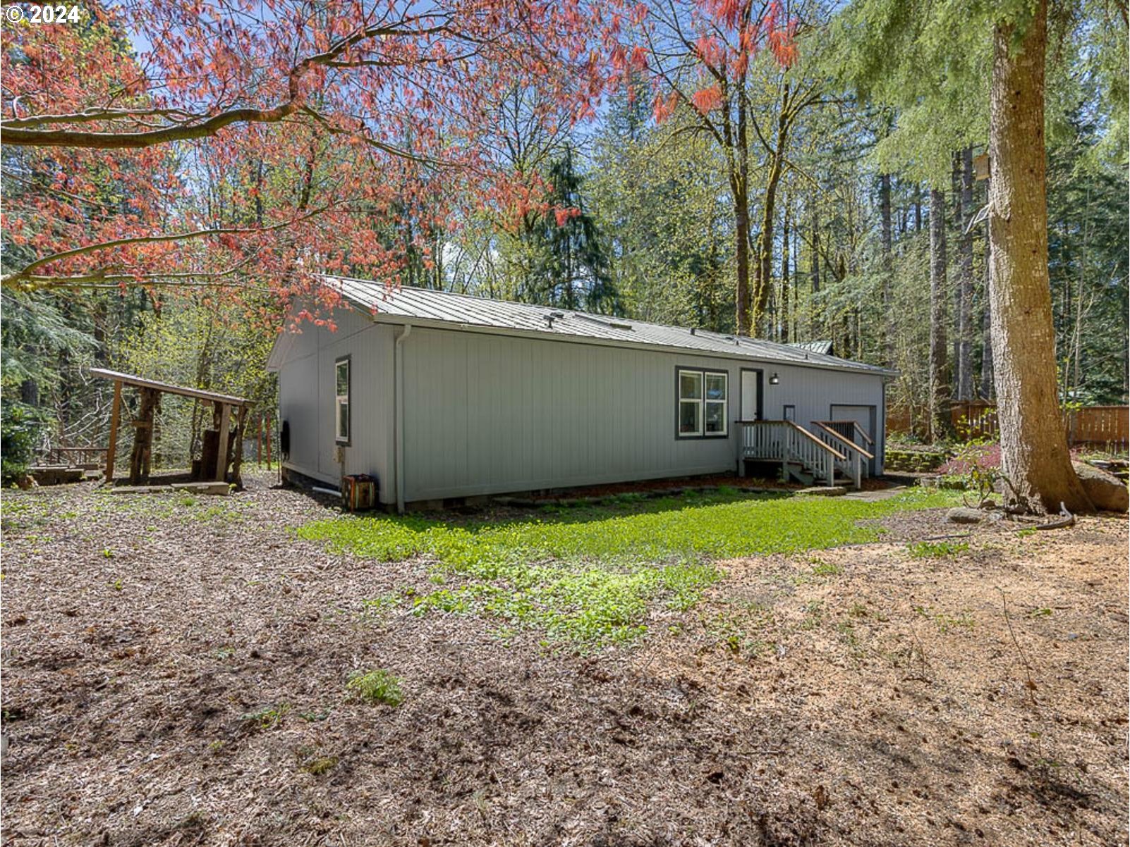 67544 East Vine Avenue Rhododendron, OR 97049 - Photo 4 of 36 Gallery Image 4