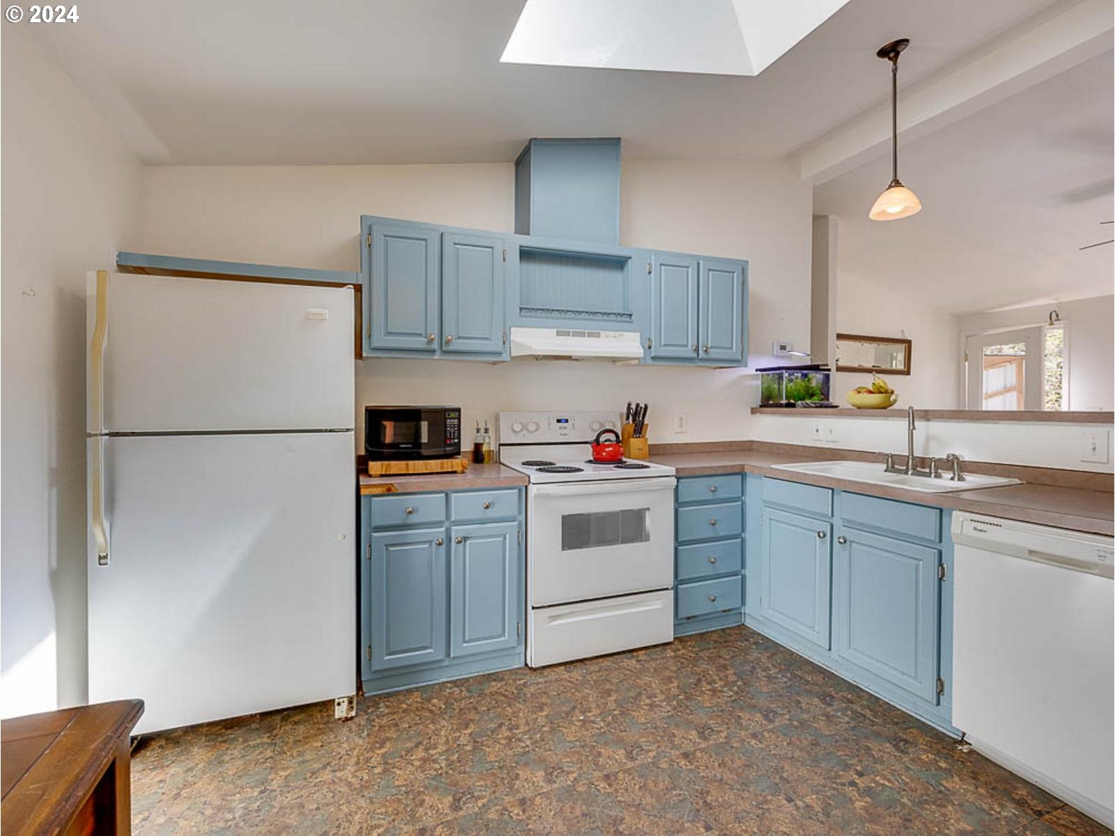 67544 East Vine Avenue Rhododendron, OR 97049 - Photo 7 of 36 Gallery Image 7