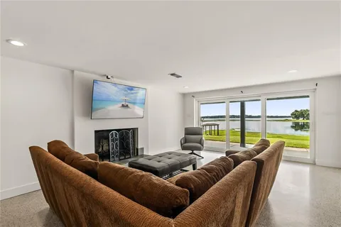 $1,075,000 | 13120 Shore Drive, Winter Garden, FL 34787